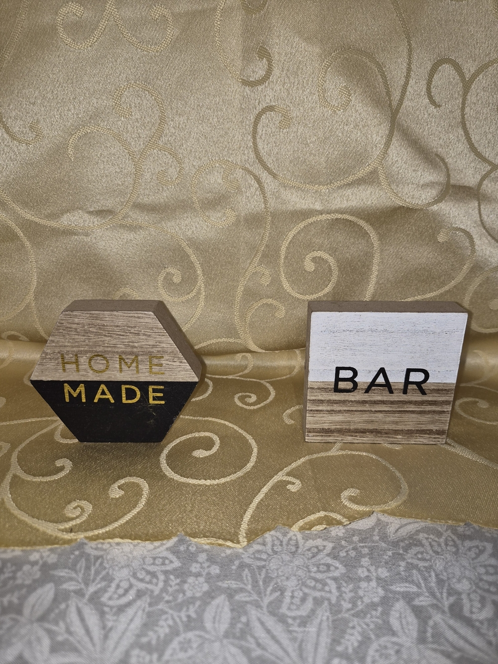Wooden 'HOME MADE' and 'BAR' Decorative Blocks - Neutral Brown and White